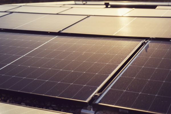 Découvrir les avantages économiques des panneaux solaires photovoltaïques